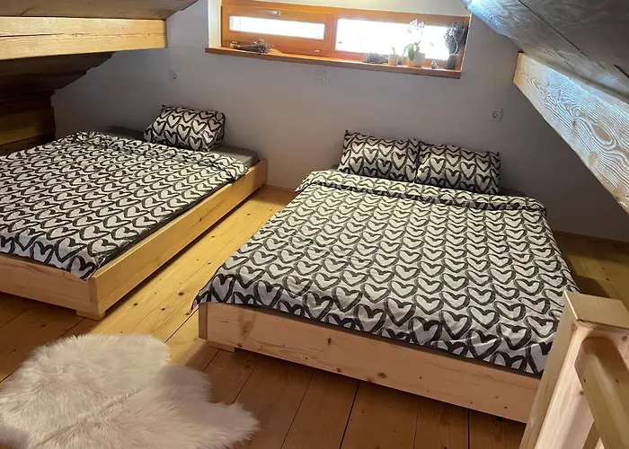 Vineyard Stopar * Straza