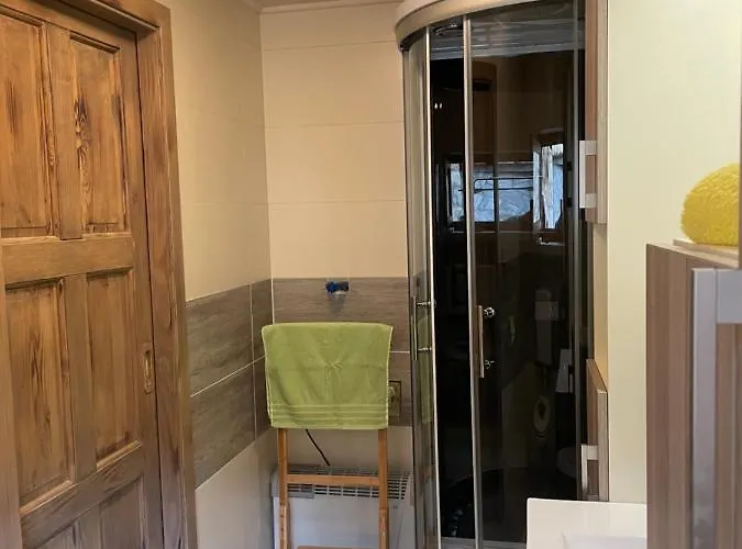 Vineyard Stopar Straza