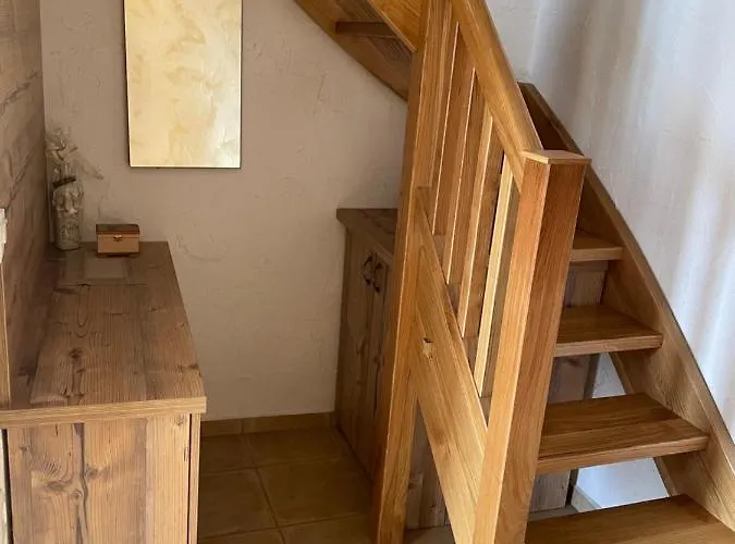 Vineyard Stopar * Straza